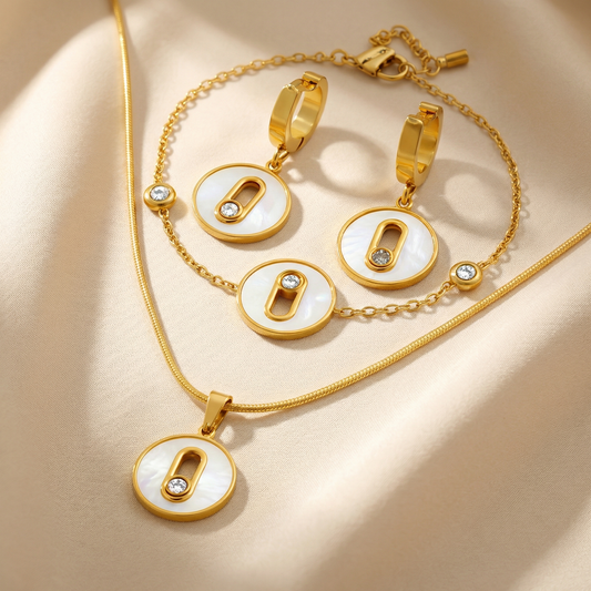Move Style Mother of Pearl Set - 18K Gold Plated Stainless Steel