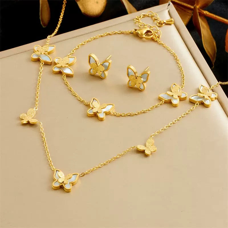 Sweet Butterfly Pearl Set - 18K Gold Plated Stainless Steel