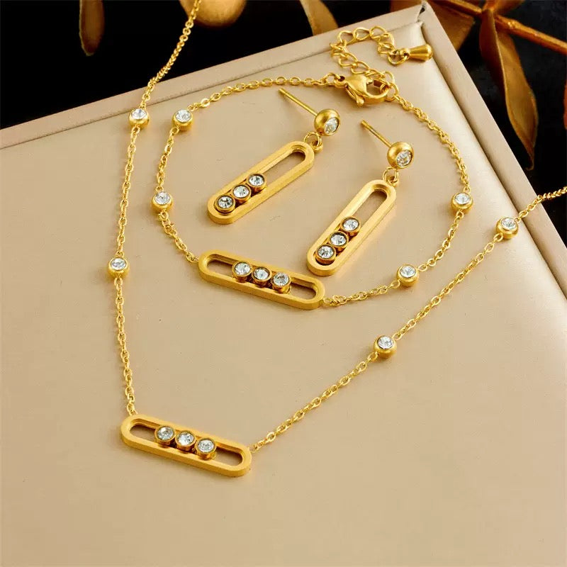 Move Style Floating Diamond Set - 18K Gold Plated Stainless Steel