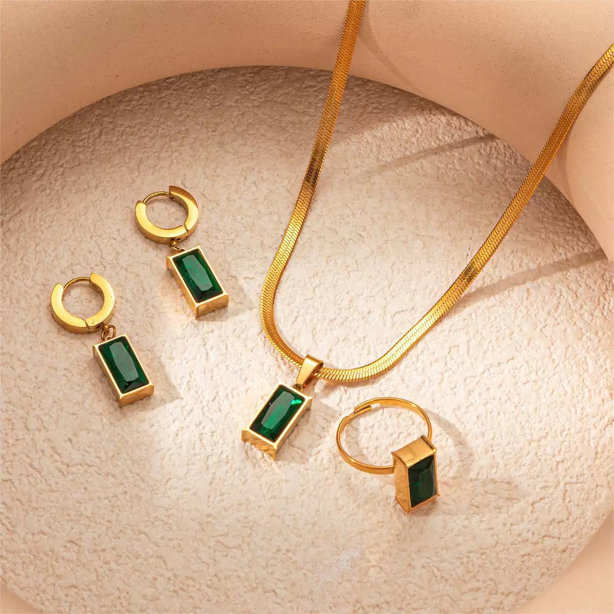 Royal Emerald Baguette Set - 18K Gold Plated Stainless Steel